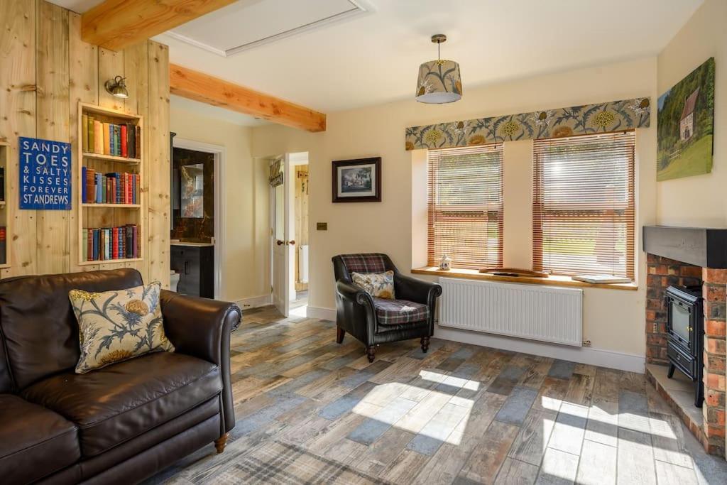 Country Cottage By St. Andrews Exterior photo